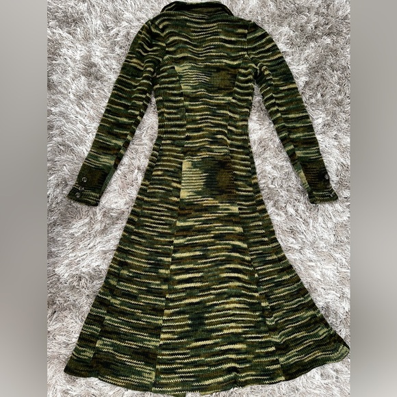 Betsey Johnson VINTAGE camouflage sweater coat! Women’s size Small💐💕💐 - Picture 4 of 6